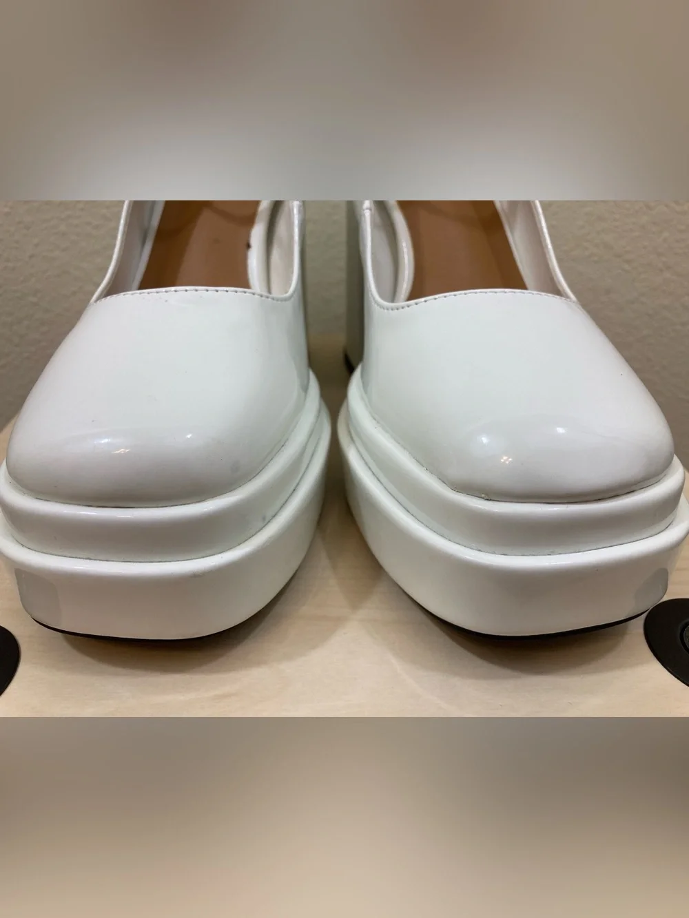 Qupid White Patent Platform Heels Size 6.5 Ankle Strap 4.25” Heel